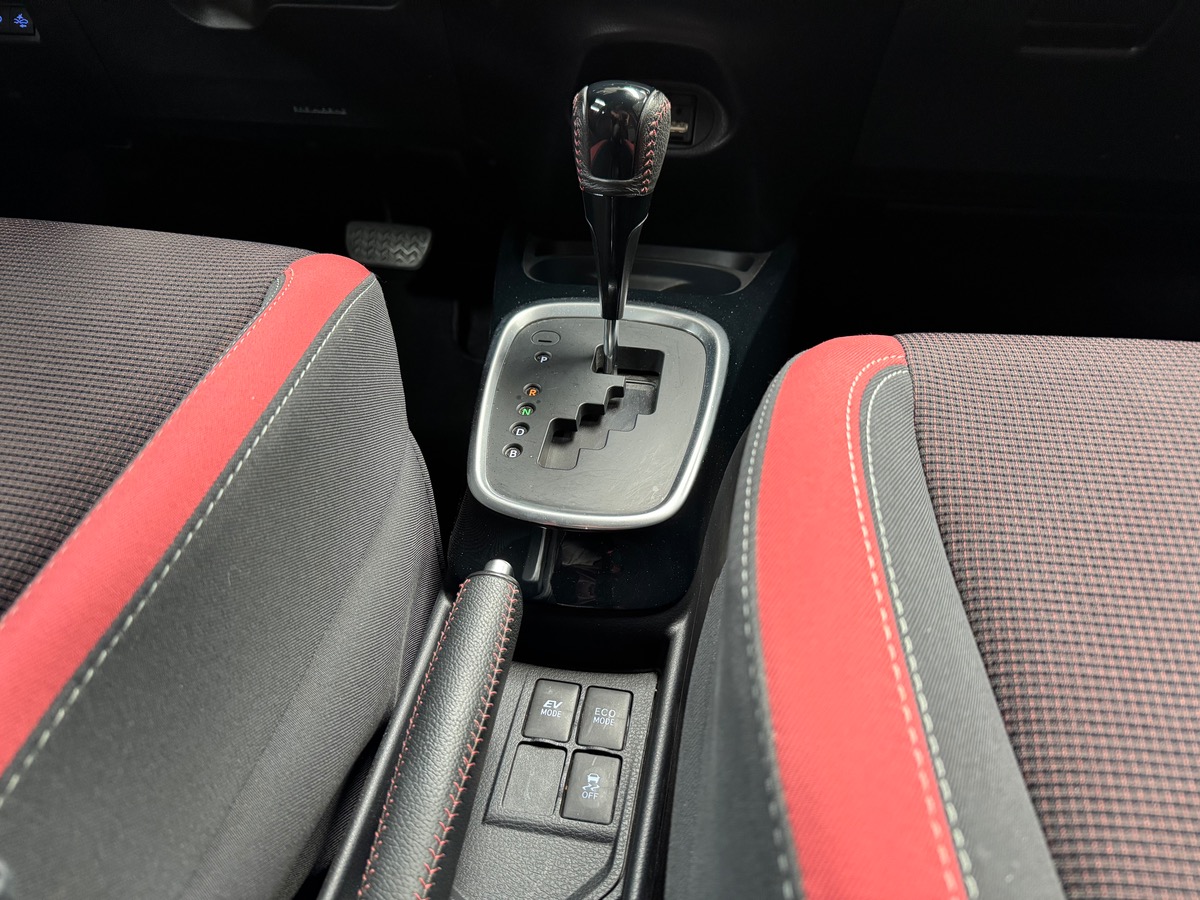 Toyota Yaris Hybrid PHASE 3 100H COLLECTION CAM/GPS