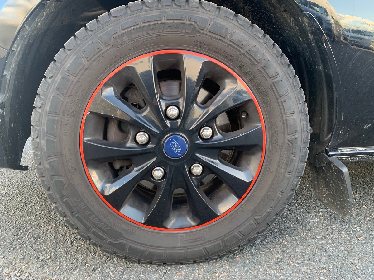 Ford TRANSIT CUSTOM 170 ch | 5 Places | TVA Récupérable