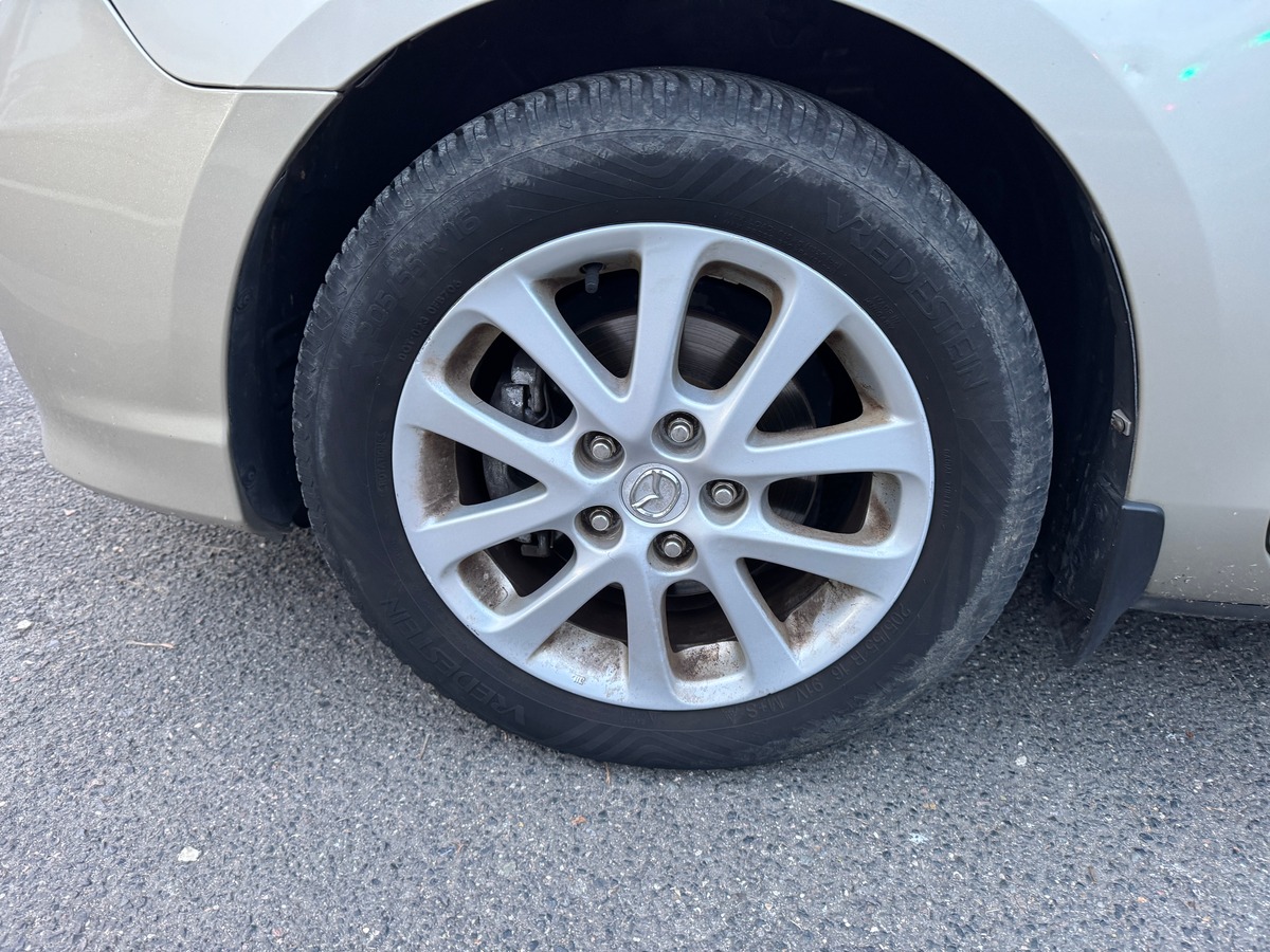 Mazda 3 1.6i ACTIVE
