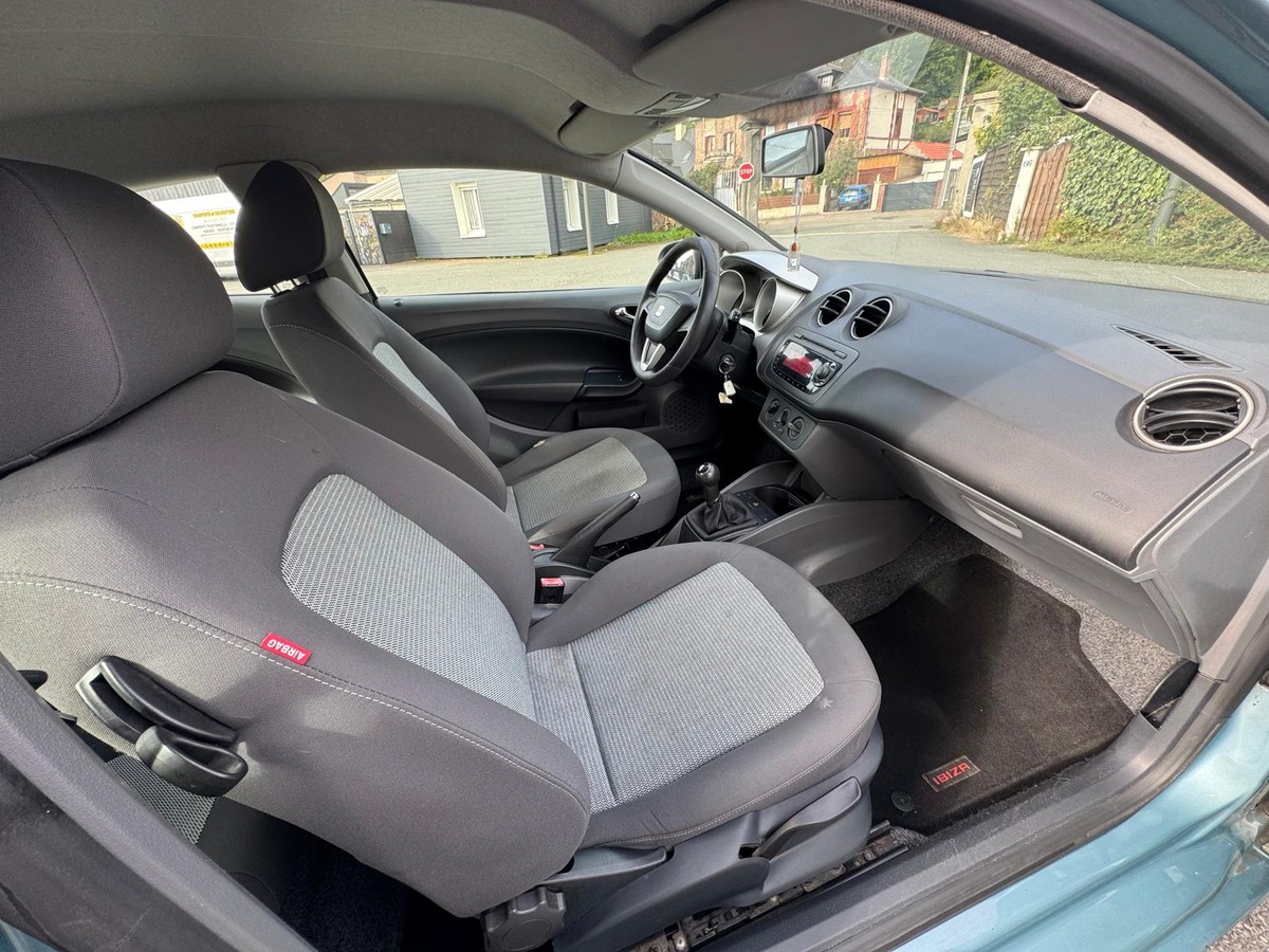 Seat Ibiza 1.4 85 Stylance / Style - Crochet d'attelage - Garantie