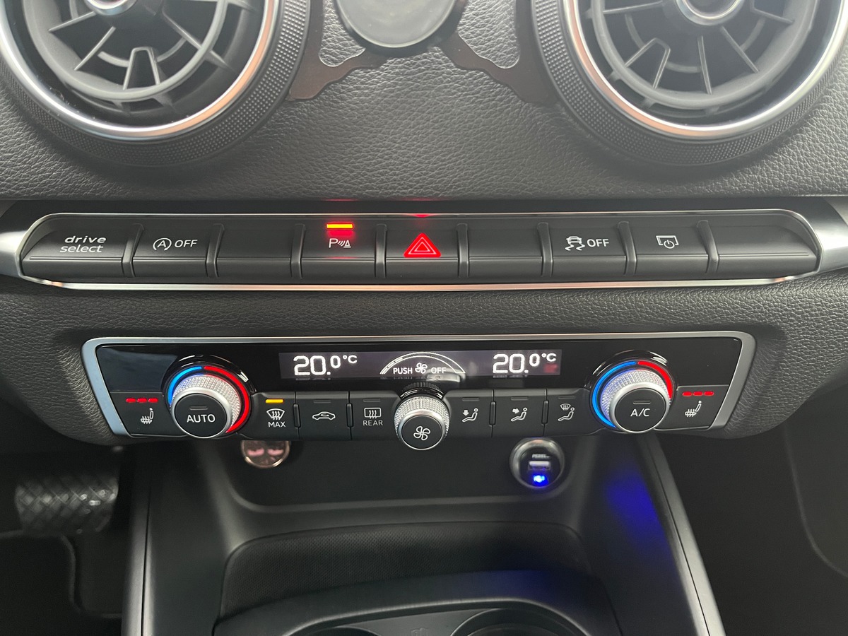 Audi A3 Berline 2.0 150ch BUSINESS DSG, SUIVI COMPLET, VIRTUAL COCKPIT, CAMERA, KEYLESS, REGULATEUR