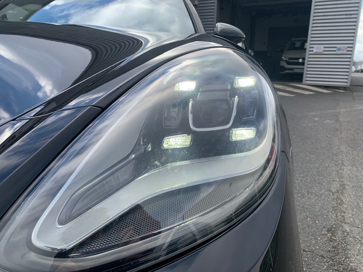 Porsche Panamera 465 ch | Platinium Edition | 4 E- Hybrid | TVA Récupérable | Jantes Sport Exclusive