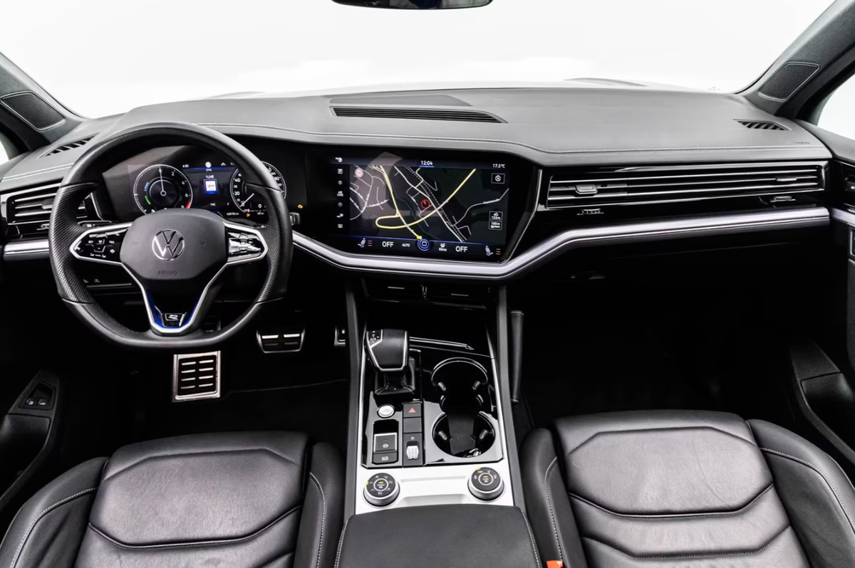 Volkswagen Touareg 3.0 TSI eHybrid 462ch R 4Motion BVA8/Toit ouvrant/Matrix