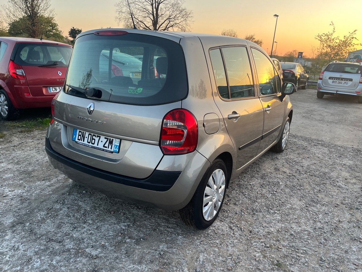 RENAULT Modus 1.2 16v