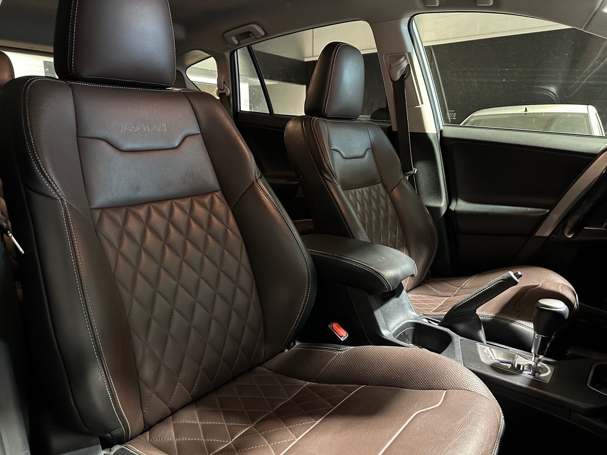 Toyota RAV4 IV Phase 2  SILVER EDITION 2.5 VVTi 16V 197 Hybrid 2WD E-CVT 155 cv