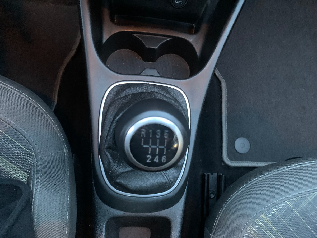 Opel Corsa 100 ch | Color edition | Climatisation | Bluetooth