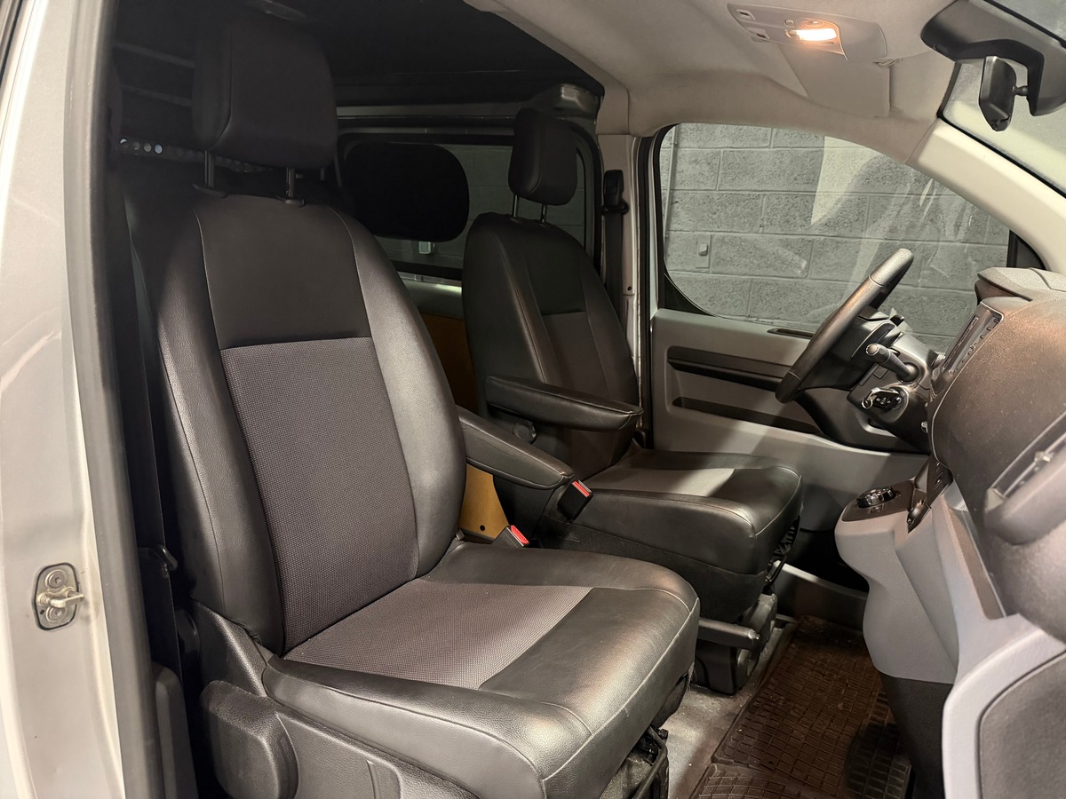 Peugeot Expert LONG 2.0 HDI 180 ch EAT6 PREMIUM PACK TVA RECUPERABLE DOUBLE PORTES COULISSANTESE