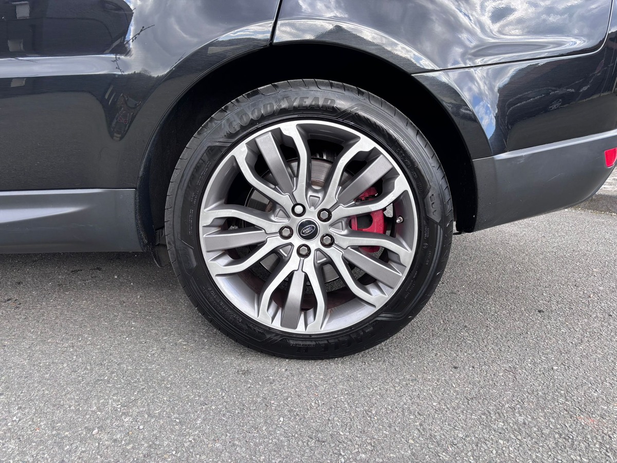 Land-Rover Range Rover Sport 3.0 SD V6 292 HSE Dynamic - Suivi complet - Révisé