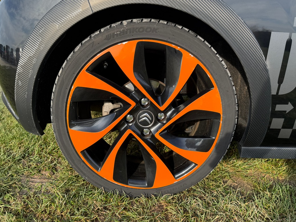 Citroën DS3 RACING 16V 202 cv