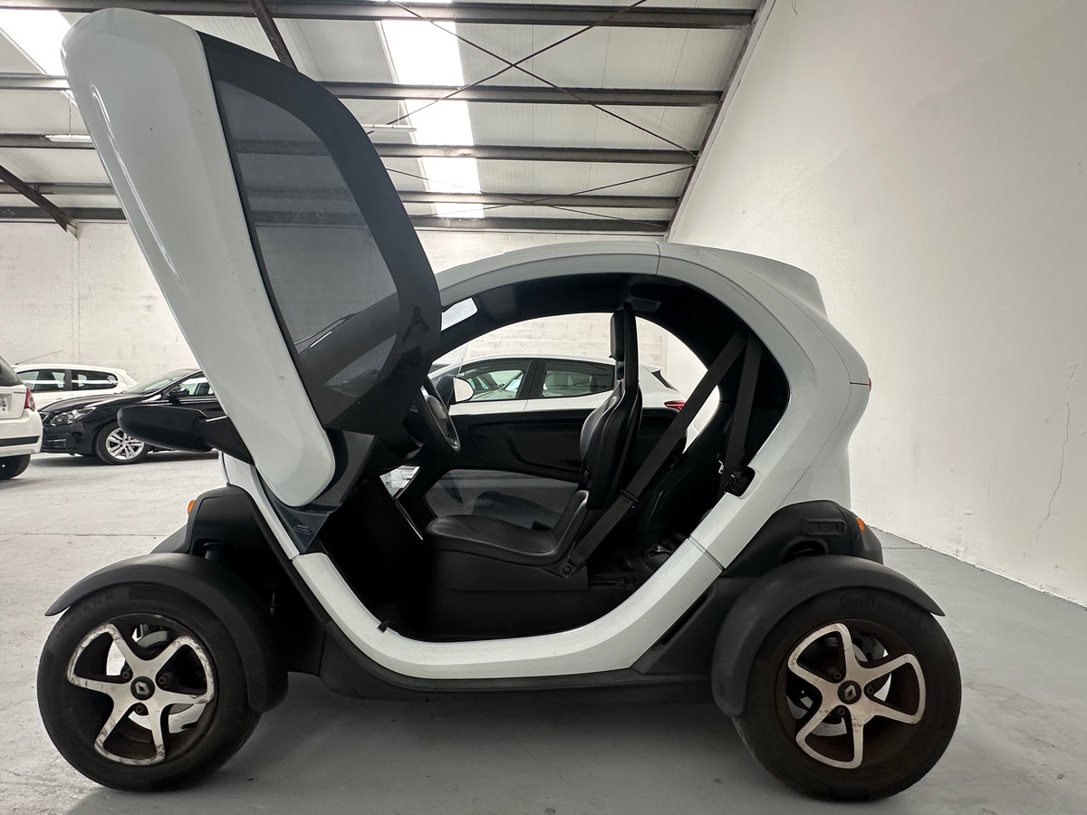 RENAULT Twizy 45 sans permis