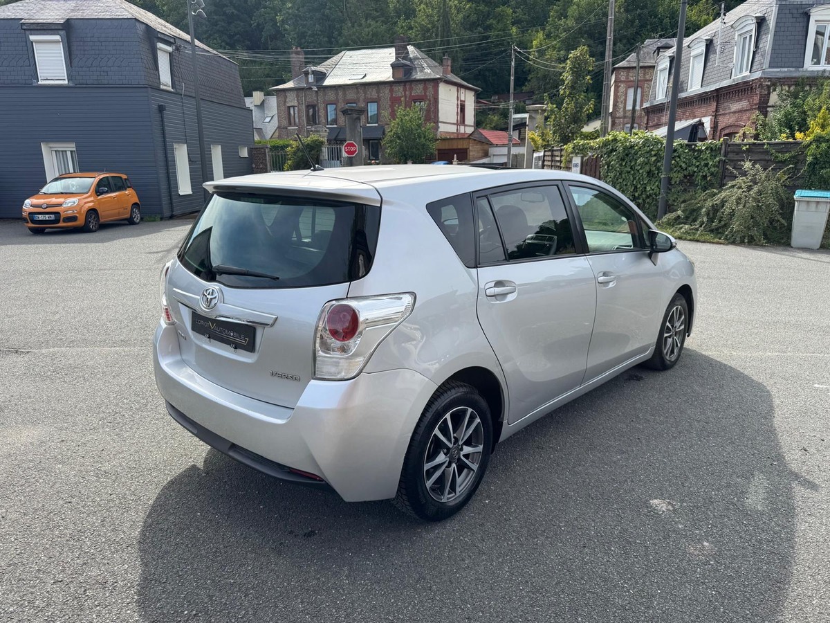 Toyota Verso 2.0 D-4D 125cv DYNAMIIC 7places - garantie