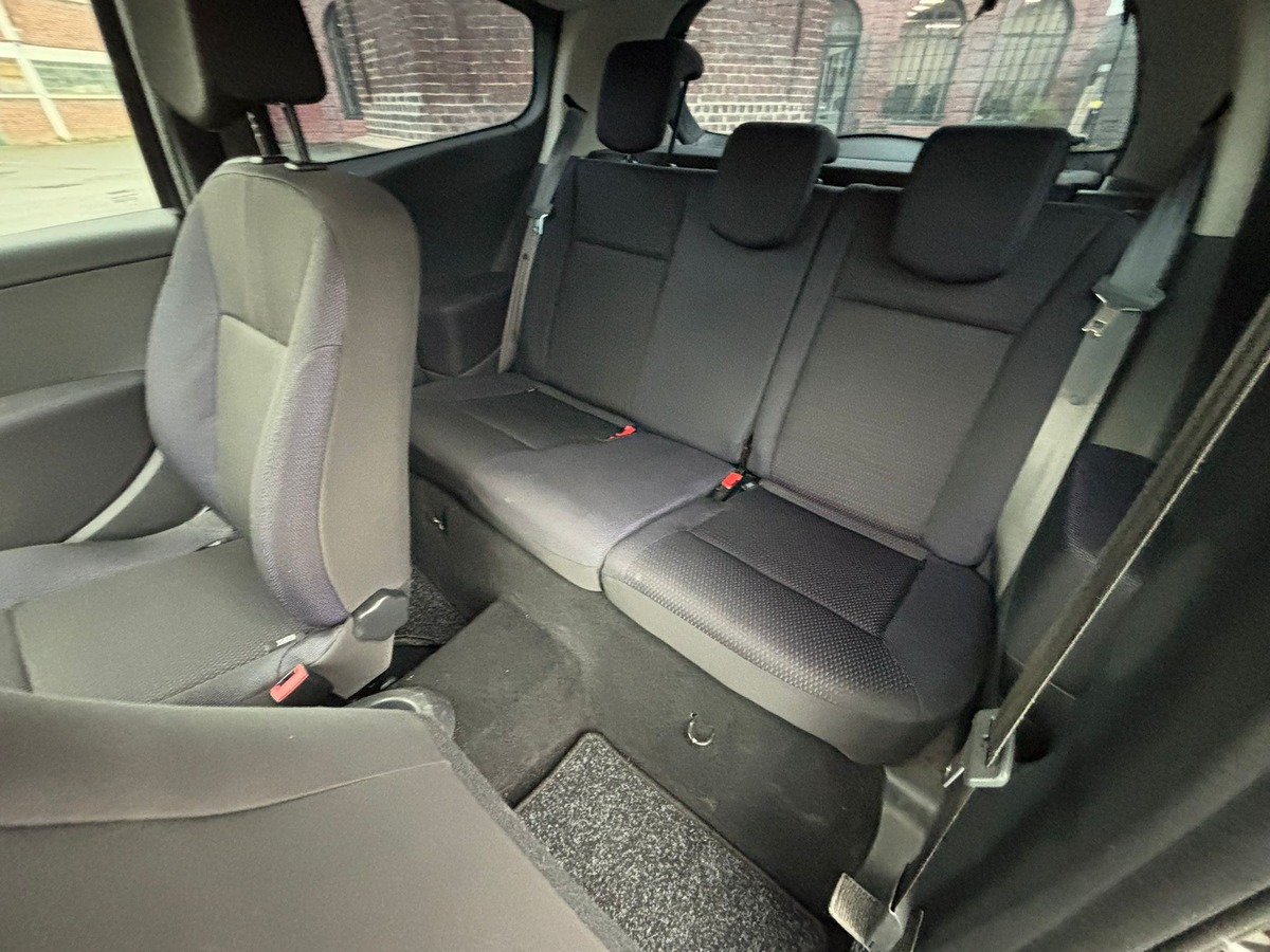 RENAULT Clio III 1.6 Dynamique - VENTE A MARCHAND