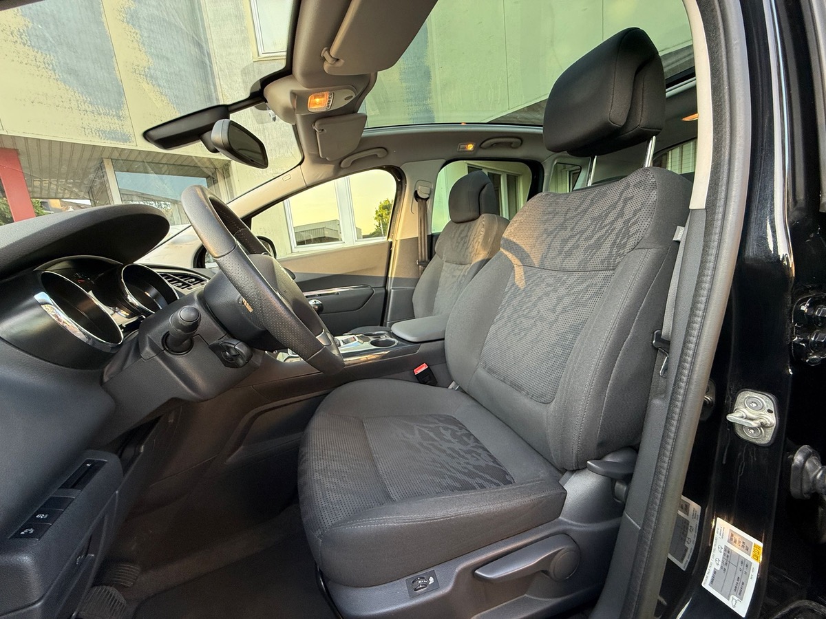 Peugeot 3008 1.6 HDI 115 CV style 1er main 4XCBL