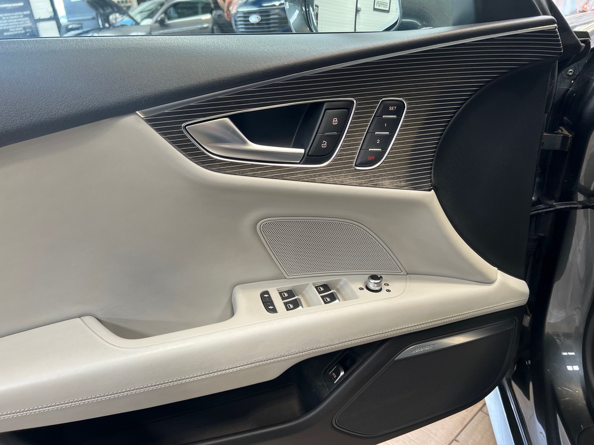 Audi A7 (2) SPORTBACK V6 3.0 BITDI 320 AVUS QUATTRO TIPTRONIC 8