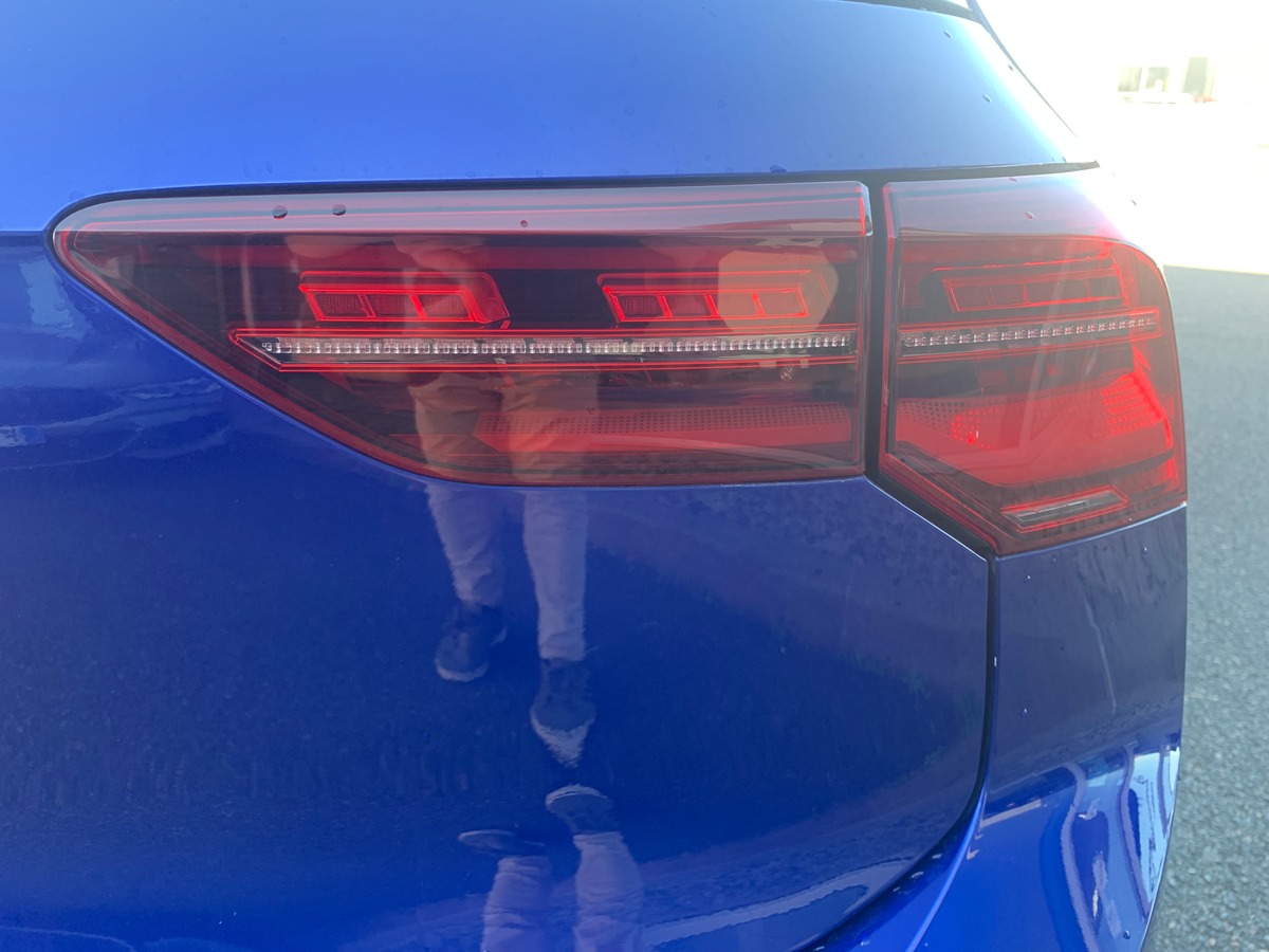 Volkswagen GOLF 8 320 chevaux | R | Toit ouvrant | Caméra de recul | Apple car play | GPS | Attelage