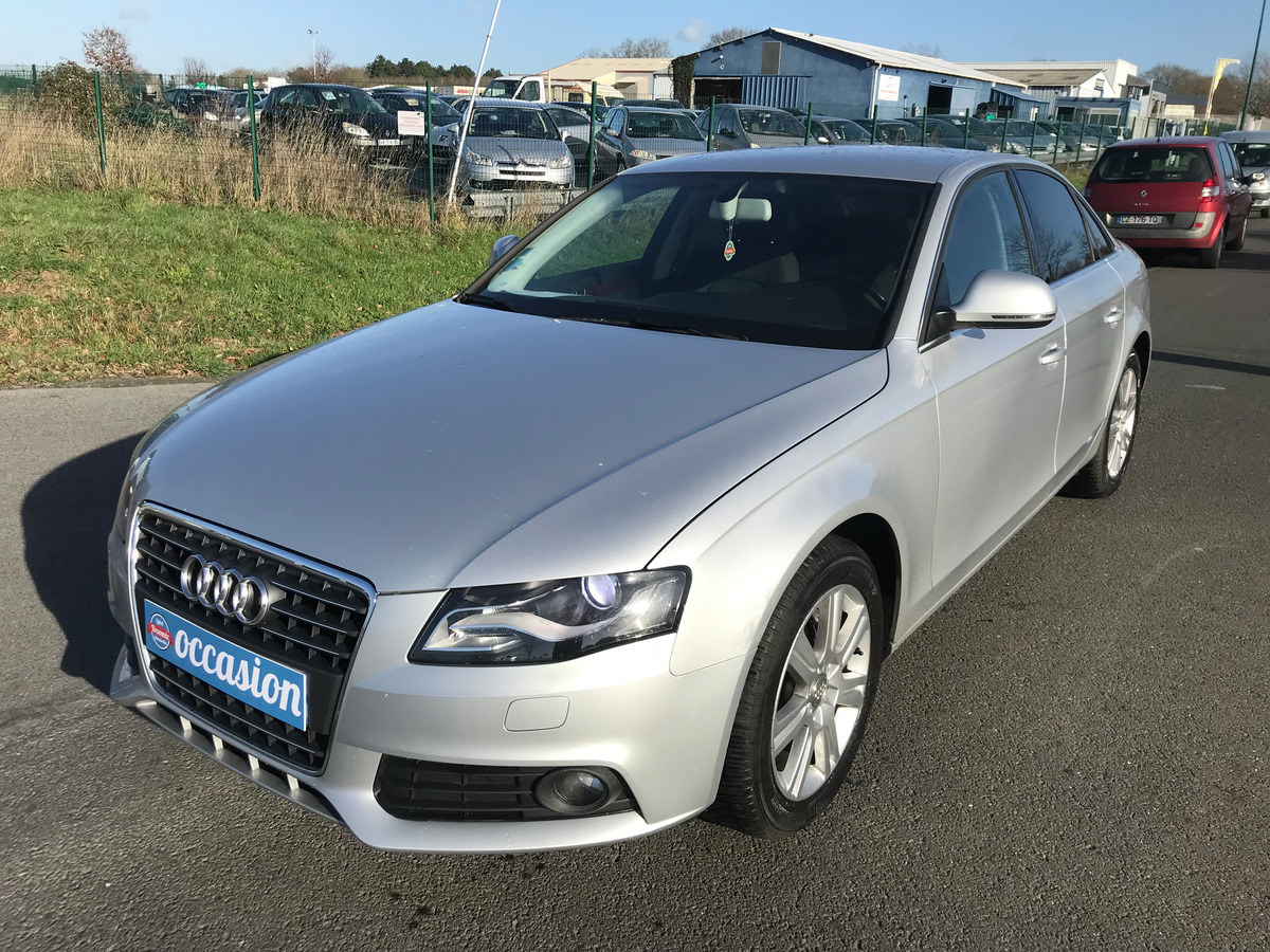 Audi A4 2.0 TDI 120CH AMBIENTE 133125 kms