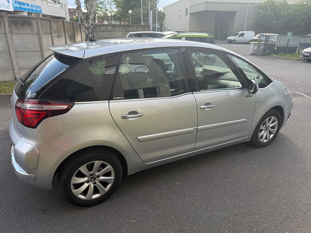 Citroën C4 Picasso 1.6 HDI 112 CV exclusive en 4X CB