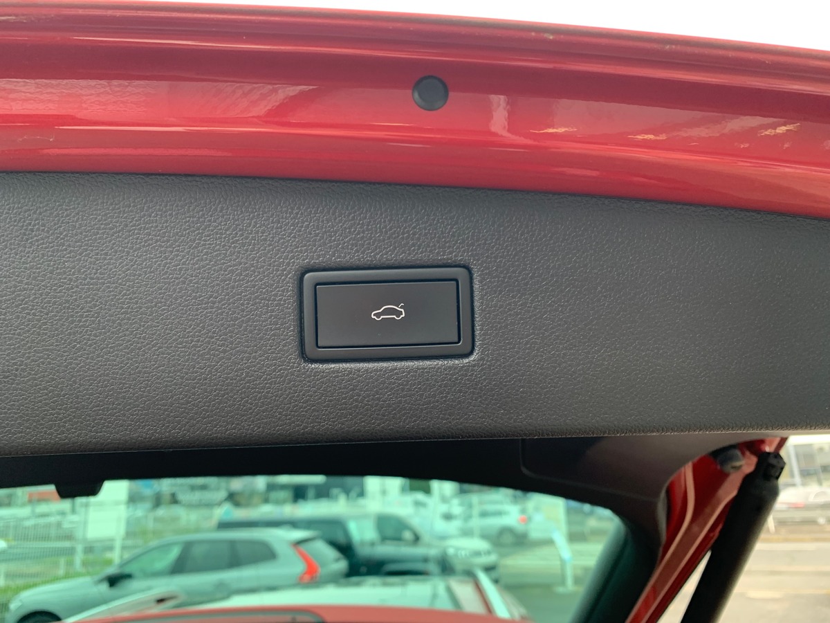 Volkswagen Tiguan 150 | ELEGANCE EXCLUSIVE | Toit ouvrant panoramique | Cuir | Caméra avant arriére