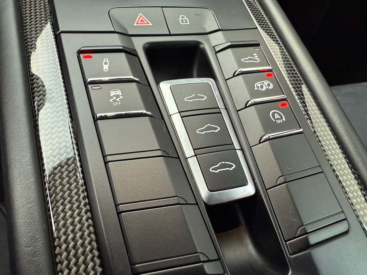 Porsche 911 TYPE 991 COUPE GTS 450 CH / CARNET / 61296 KMS