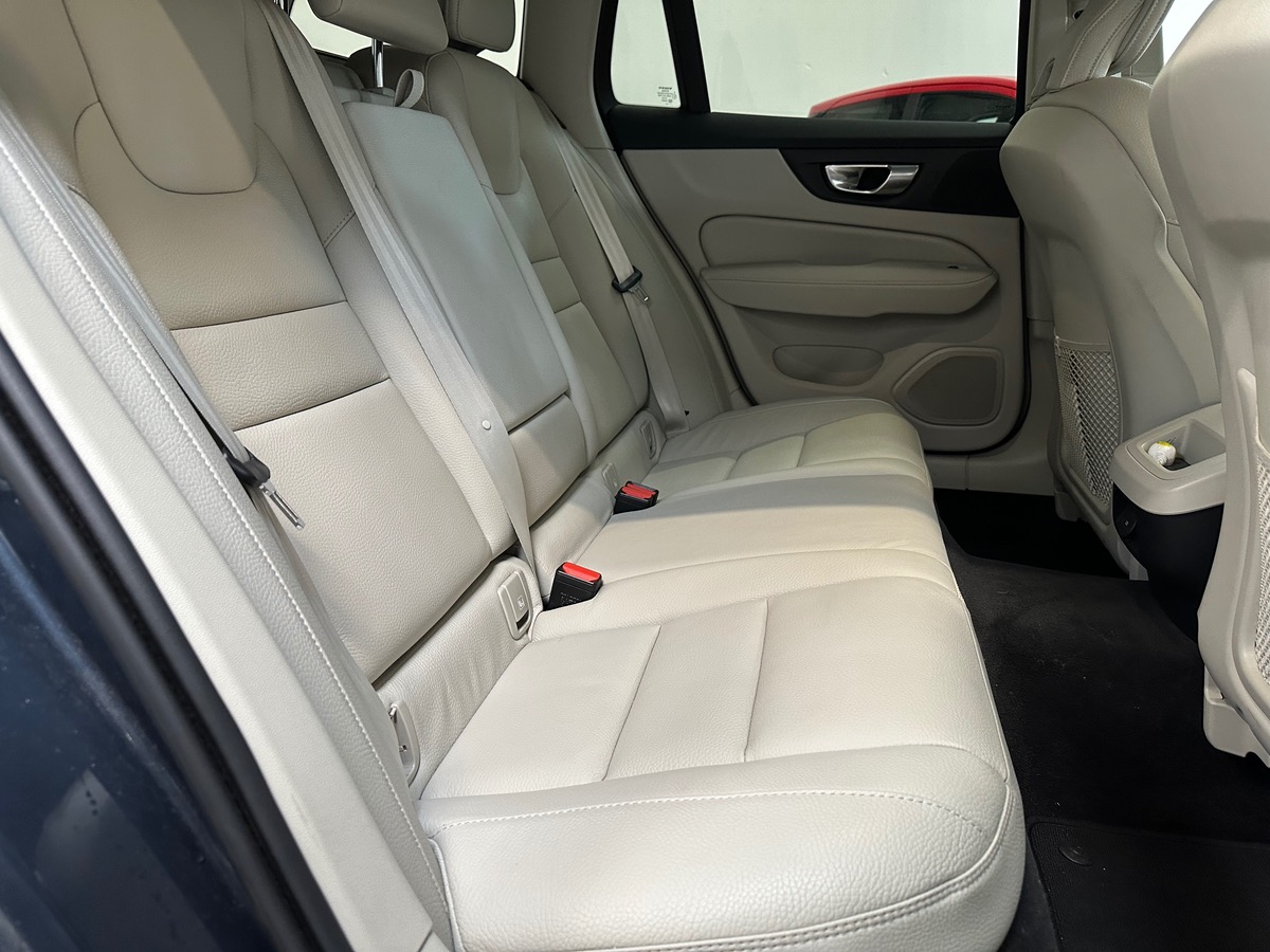 Volvo V60 II B4 197cv START GEARTRONIC 8 Entretient complet Volvo à jour