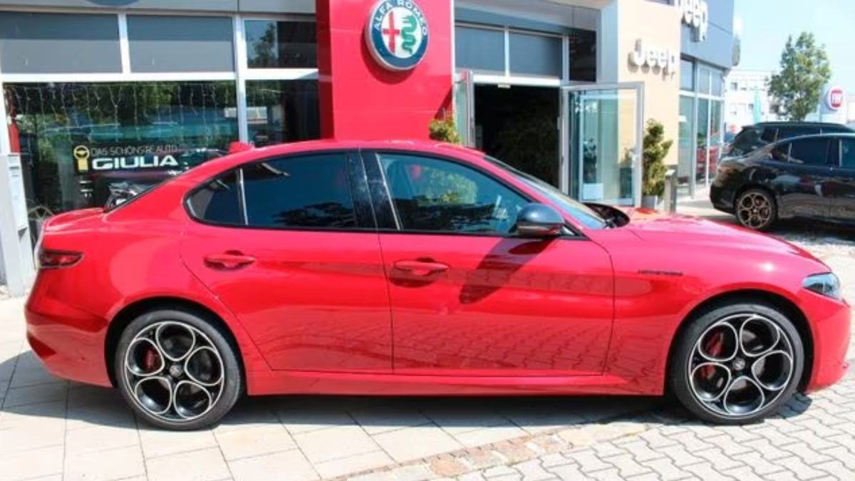 Alfa Romeo Giulia 2.0T 280ch Competizione Q4 AT8