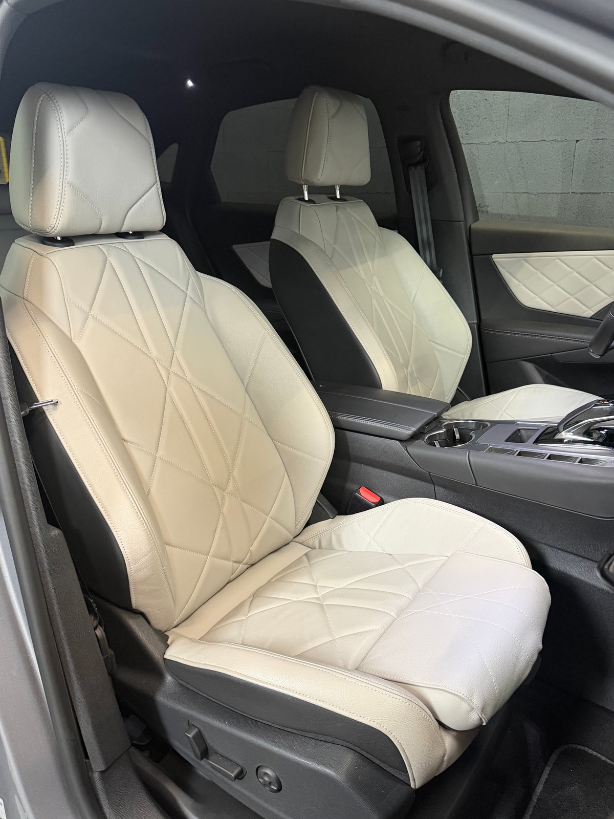 DS DS 7 1.6 180ch EAT8 FINITION RIVOLI