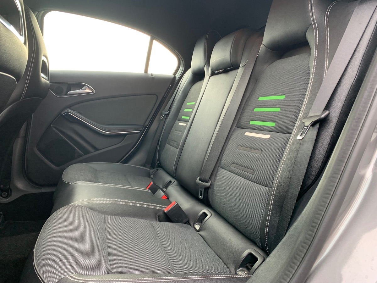 Mercedes-Benz Classe A 136 | Sport Edition | GPS | Caméra recul | Démarrage sans clé | Jantes Alu 18