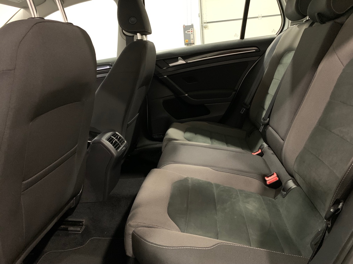 Volkswagen Golf 2.0 TDI 150 CARAT DSG