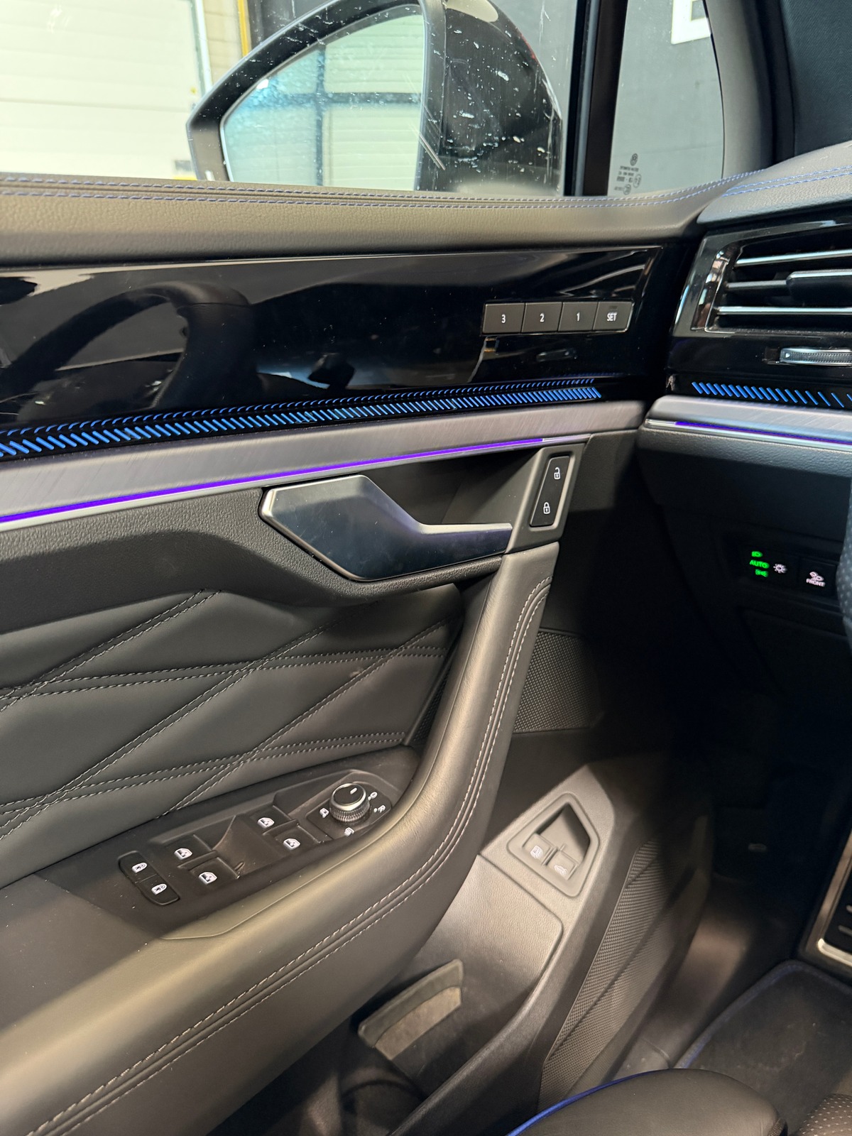 Volkswagen Touareg R eHybrid 462 ch 4Motion 1ère Main