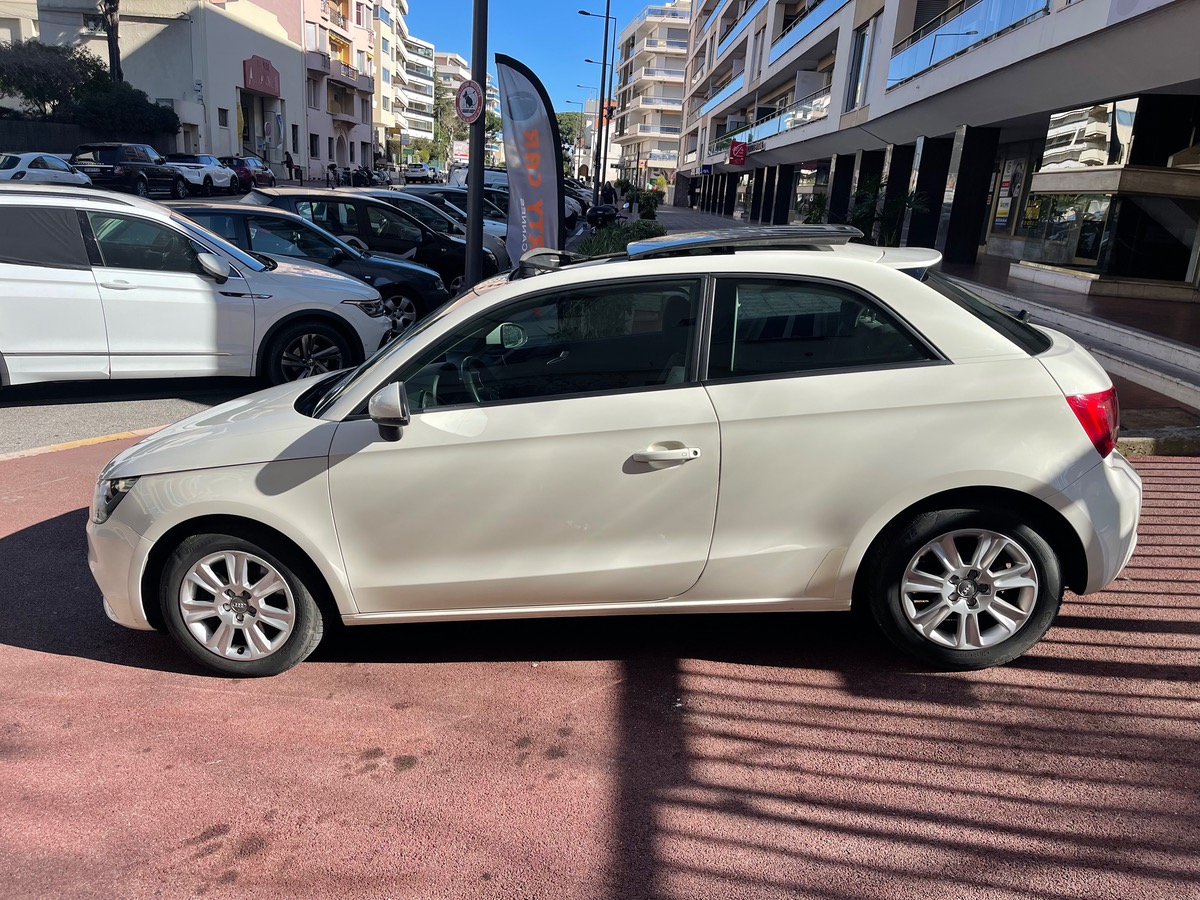 Audi A1 1.4 tfsi 122CV TOIT OUVRANT