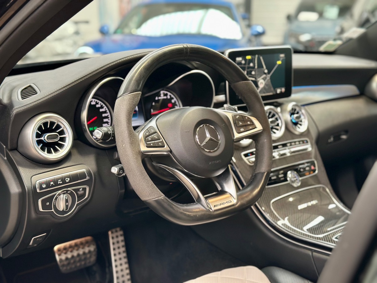 Mercedes Benz Classe C IV 63 AMG 4.0 476 BVA7 Options+++ d
