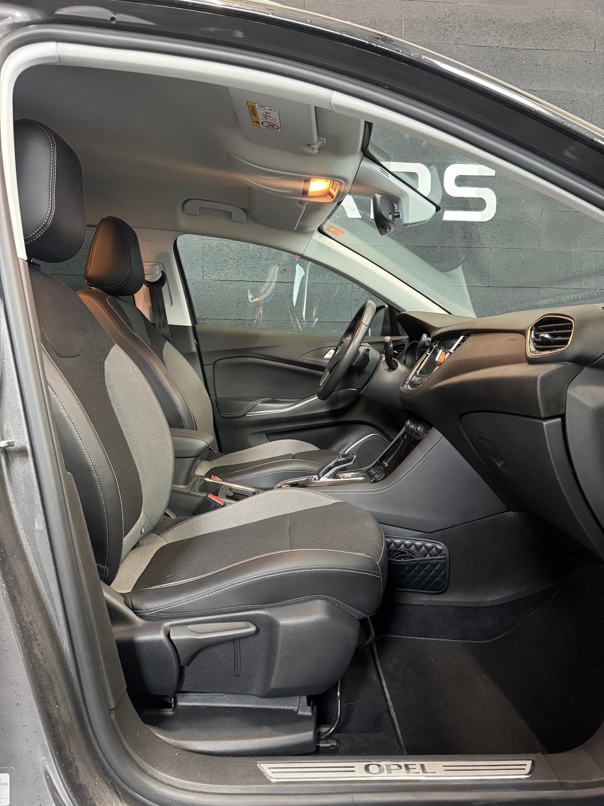 Opel Grandland X 1.6 HYBRID 225 ELITE