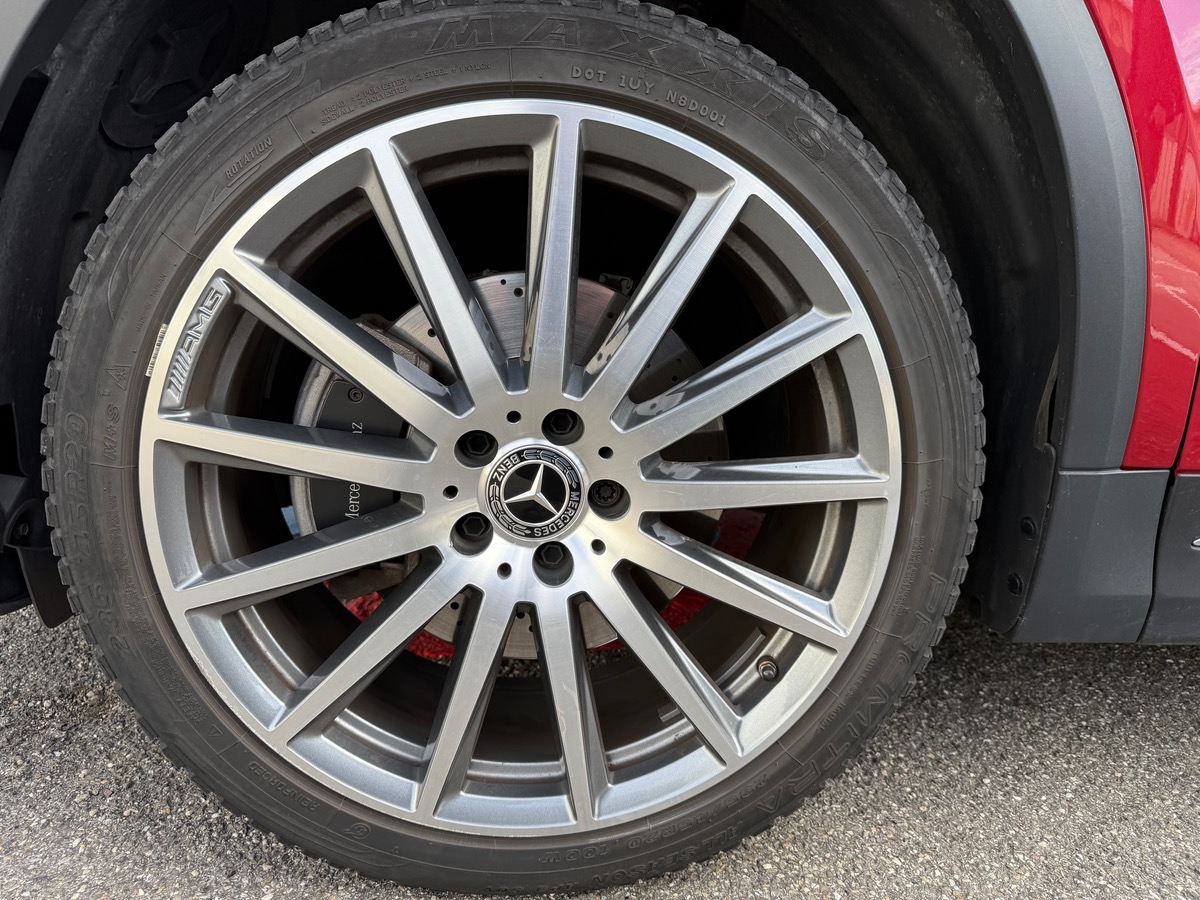 Mercedes-Benz GLA 250 e AMG line 160+102ch 8G-DCT, Toit ouvrant, Suivi complet Mercedes