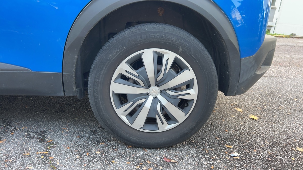 Peugeot 2008 1.2 Puretech S&S (100 ch)