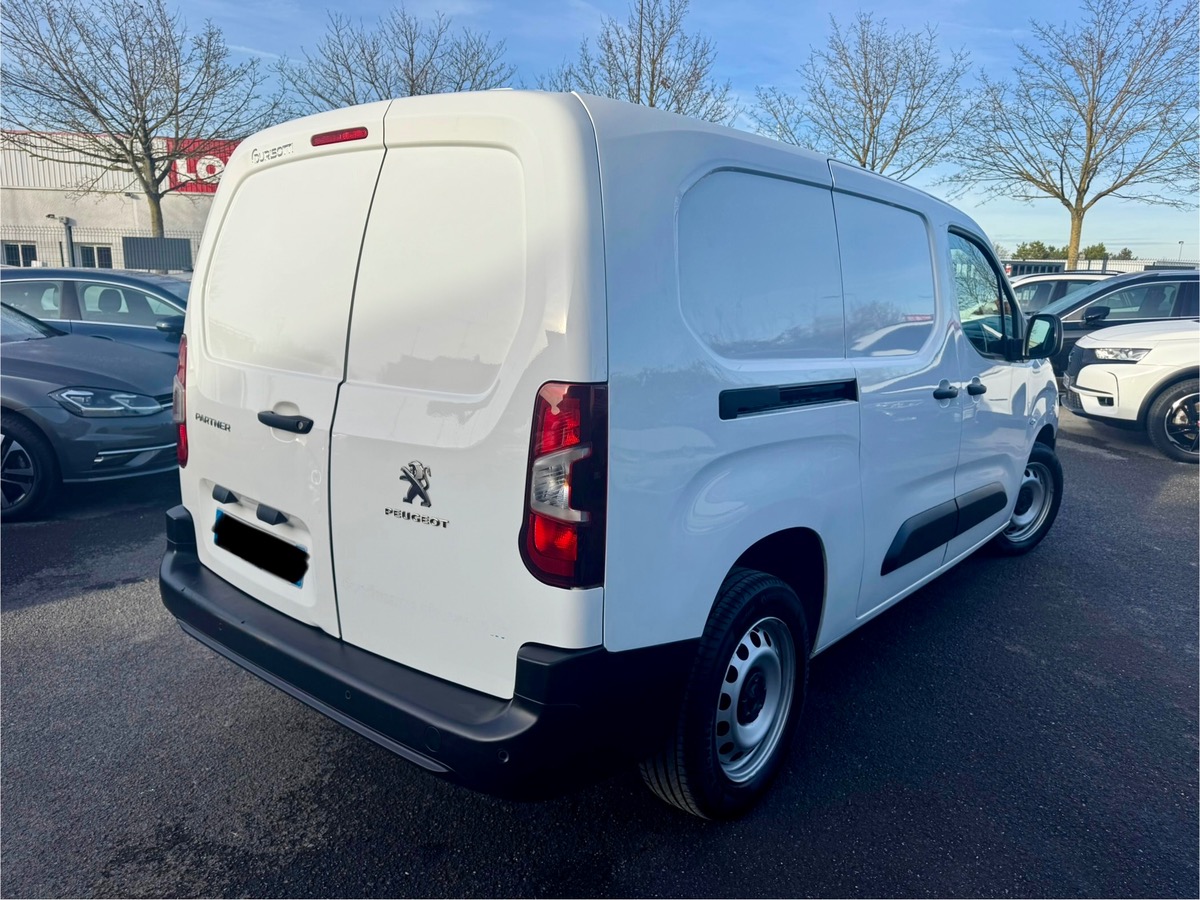 Peugeot Partner L2 LONG 1.5 BHDI 100CH PREMIUM 2 PLACES / PRIX HT