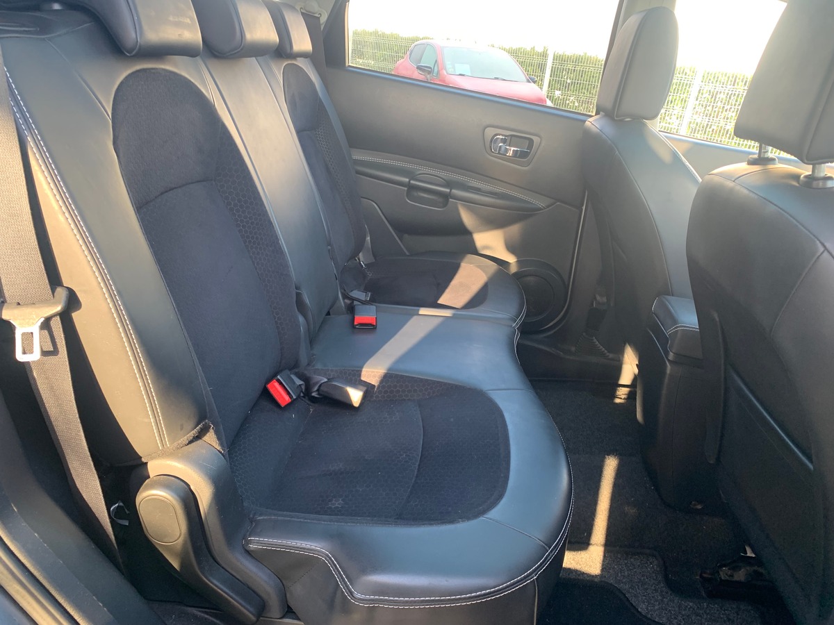 Nissan Qashqai+2 130 ch | 1.6 DCI | 7 Places | Toit Panoramique | GPS | Caméra de recul | Jantes 18'