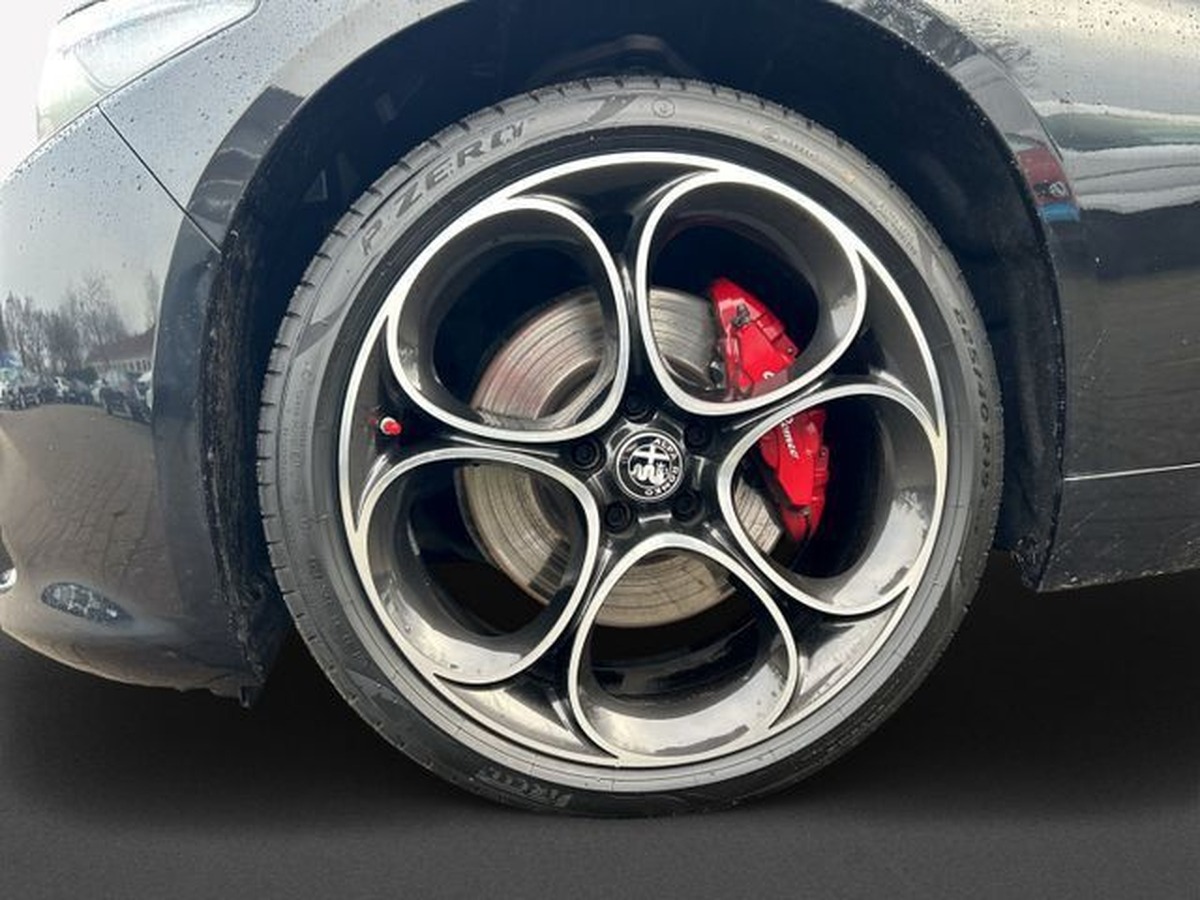 Alfa Romeo Giulia 2.0 TB 280ch Veloce Q4 AT8