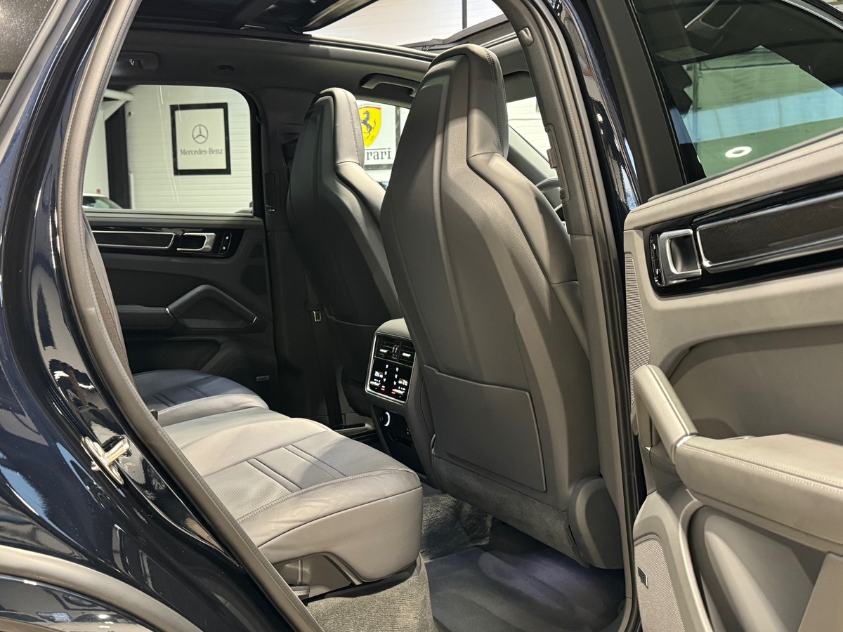 Porsche Cayenne E-HYBRID 3.0 V6 462CV APPROVED ZWM