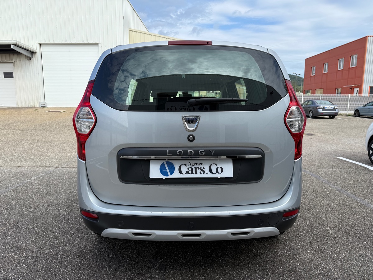 Dacia Lodgy 1.3 TCe FAP 130 cv Stepway, 5 places, Suivi Complet