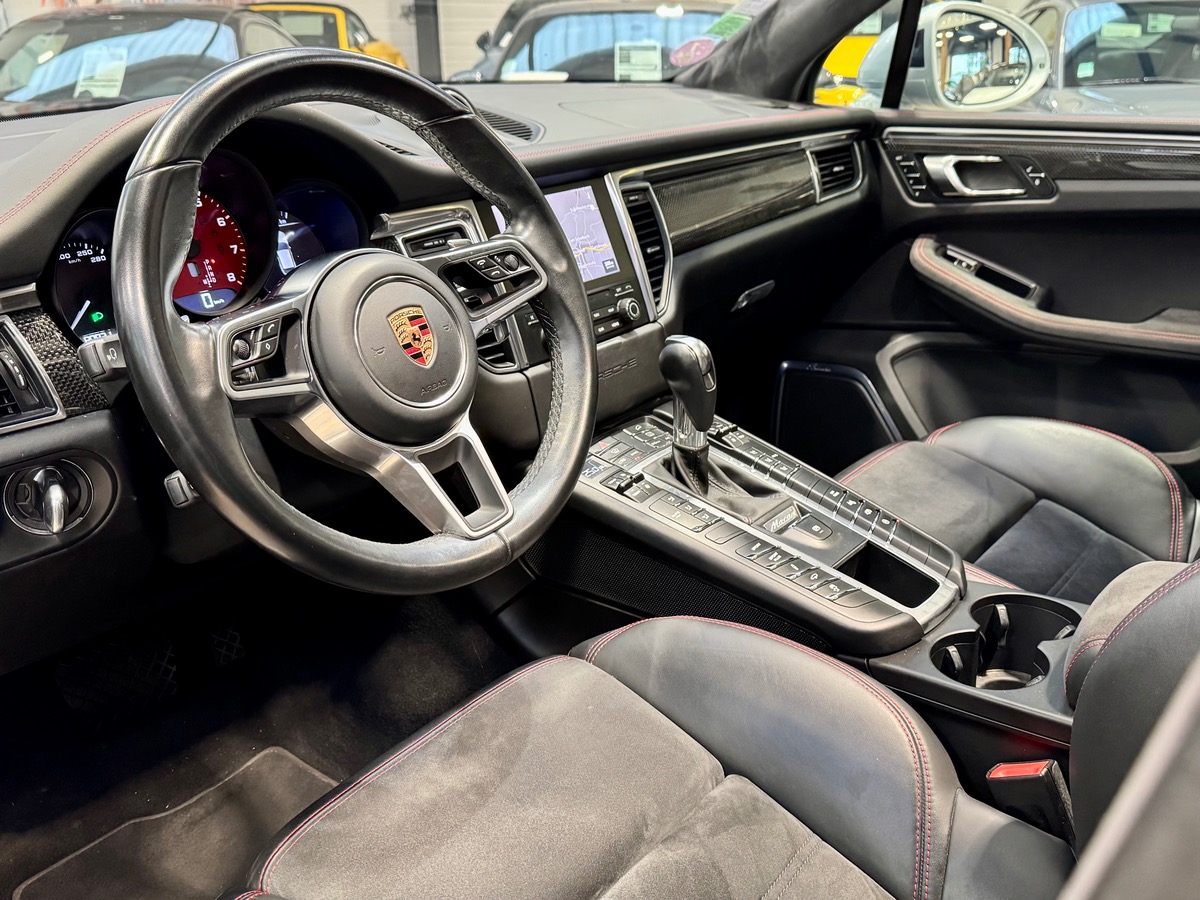 Porsche Macan GTS 3.0 360 PDK7 Options +++ d