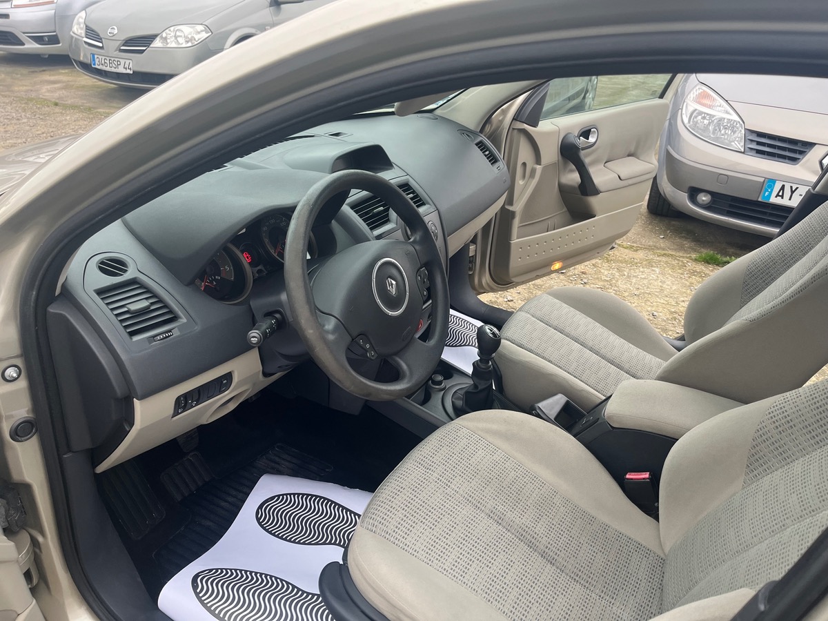 RENAULT Megane 1.5 dci 105CH 141433KM