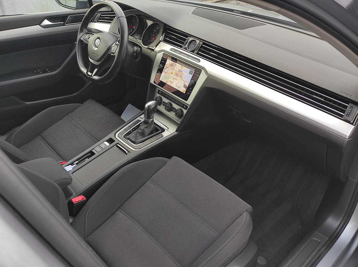 Volkswagen Passat SW 1.6 tdi 120 Confortline DSG7