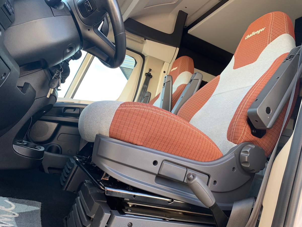 Fiat CHALLENGER 140 ch | OPEN EDITION | Panneau solaire | Batterie lithium 100A | Car Play