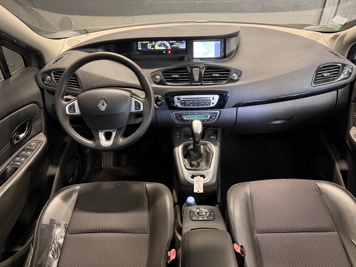 RENAULT Megane Scenic 1.9 dci EDC Bose 1ere Main / Kit distribution Ok