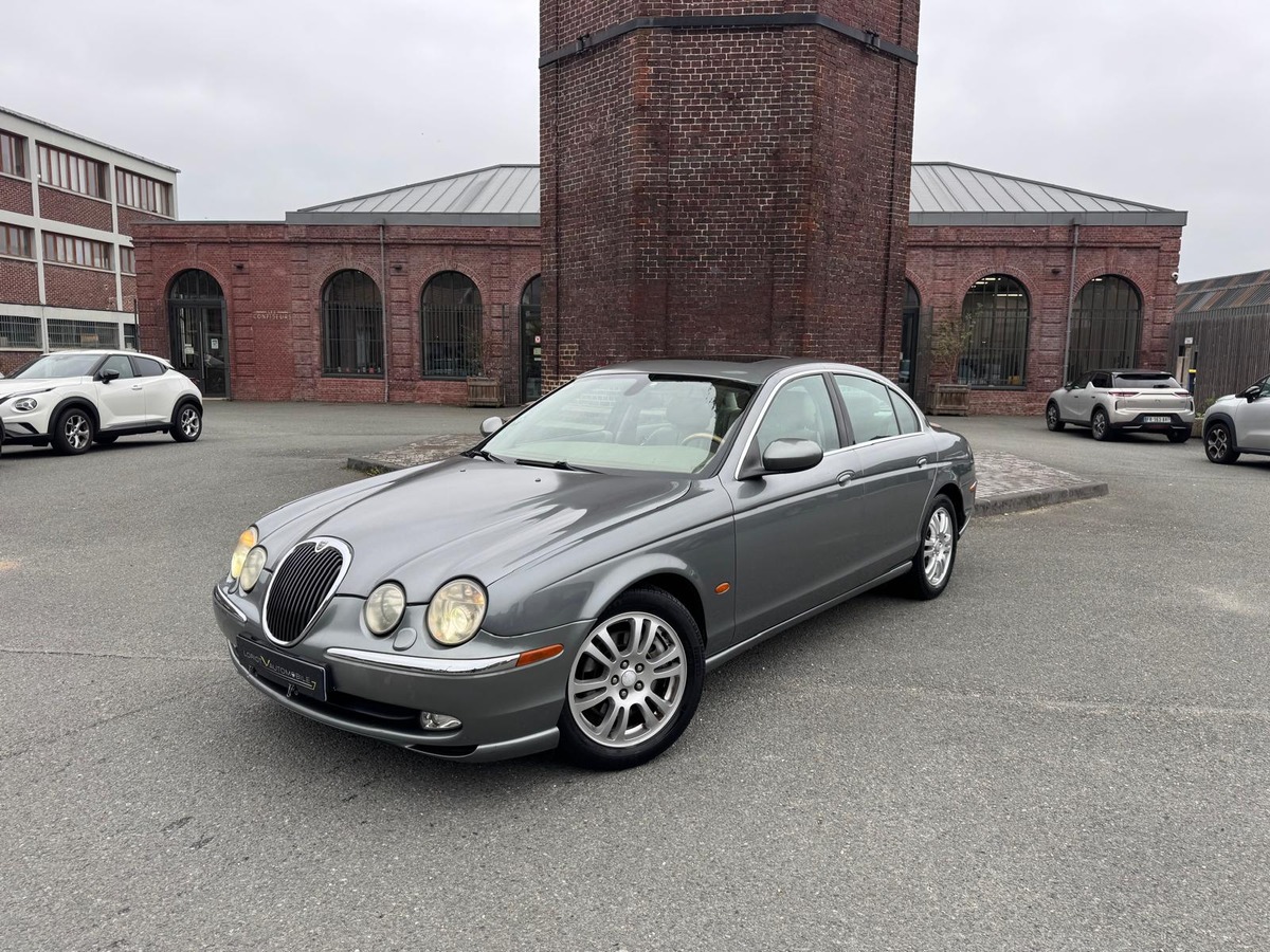 Jaguar S-Type 4.2 V8 Executive 298cv -Boite automatique