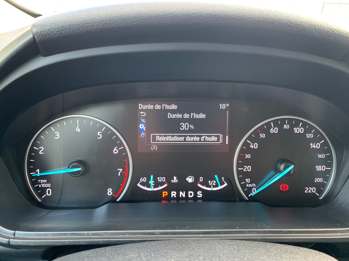 Ford EcoSport 125 | ST-LINE | Caméra de recul | Apple Car play | Régulateur de vitesse | Attelage