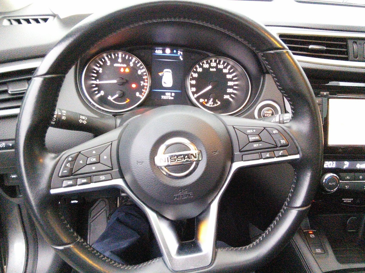 Nissan Qashqai 1.3 DIG-T 140 TEKNA TOIT PANORAMIQUE