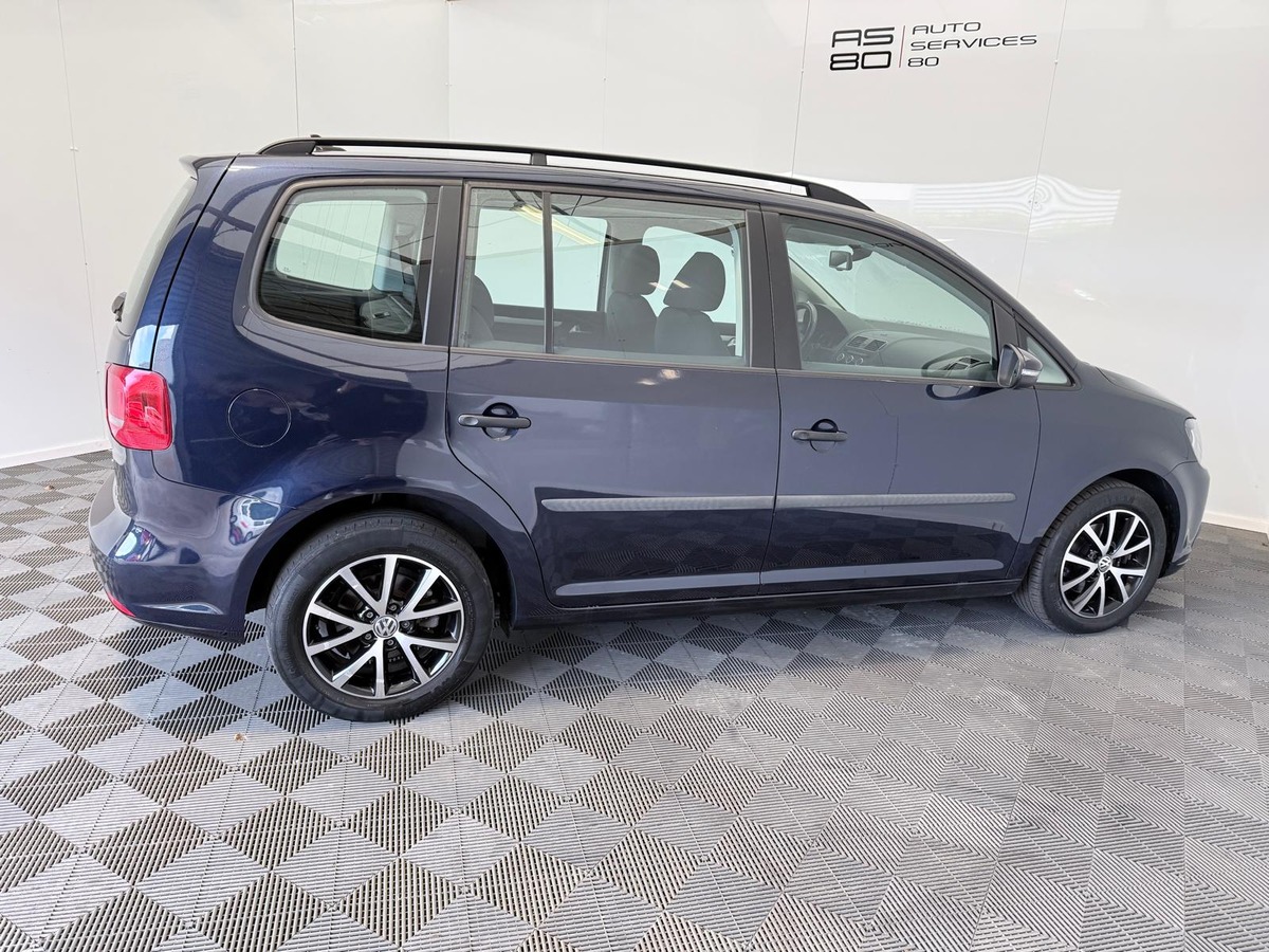 Volkswagen Touran 1.6 TDI 105  TRENDLINE 7 PLACES  PREMIERE MAIN