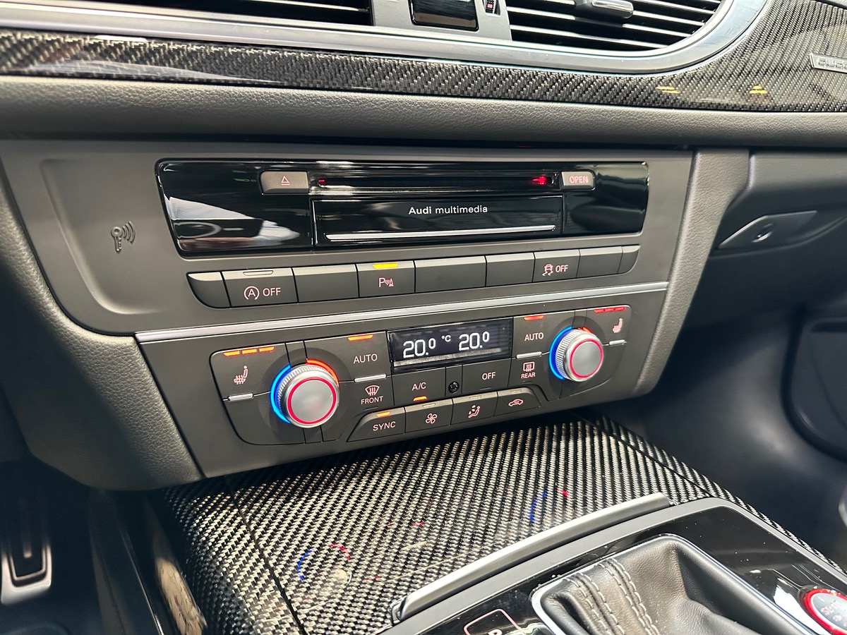 Audi RS6 Avant III (2) V8 4.0 TFSI 605 Performance Options+++ c