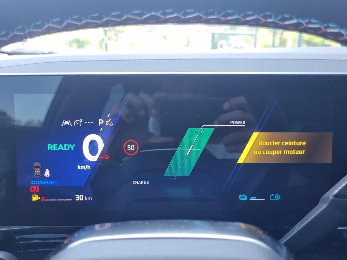 RENAULT RAFALE 1.2 e-tech full hybrid 200 esprit alpine